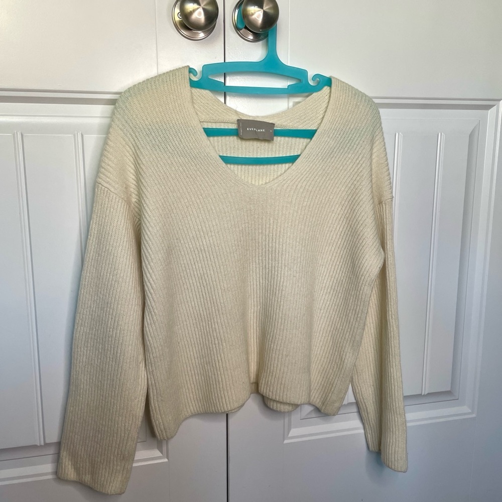 Everlane Ribbed V-Neck Cream 100% Cashmere Sweater Size Medium